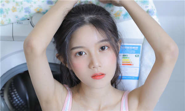 瑞丽试管代怀生子多少钱？让我们来探讨一下